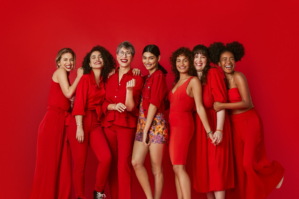 Latina founded beauty brand erenzia selected Havas Formula to help them develop and launch their brand. Founders Alina Gonzalez, Vanessa Ramos and Alex Pearl united to create erenzia. A brand with a mission and purpose, born out of the ideal that all women deserve better beauty.