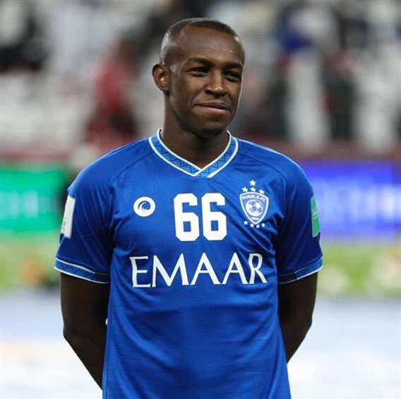 <a href="/Nawaf_STATS/">نواف التميمي 📊.</a> نتيجة الاهمال ووهم الوصول للنجومية، وزن زائد واهمال!
مركز الظهير في المنتخب يُريد رجال.. 
سعود لها وكلنا معه ولكل مجتهد نصيب.