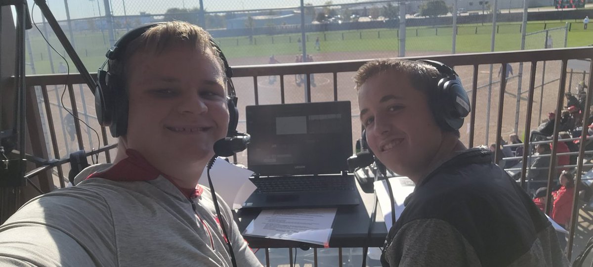Kirby_Dunk05's tweet photo. NSAA State Softball today in Hastings! @TSchelkopf and I got the opportunity of commentating 3 games live at https://t.co/vc9DmATjUz @strivsports
@NFHSNetwork #NSAA @nsaaevents https://t.co/LRBsVDqpFo