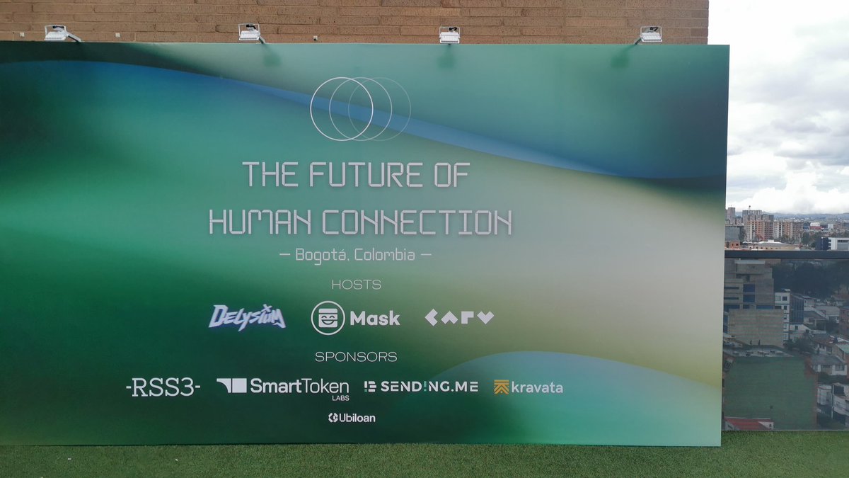 Flight of Legends🔺✈️ / Play Free! / MINT NOW🔥 tweet media