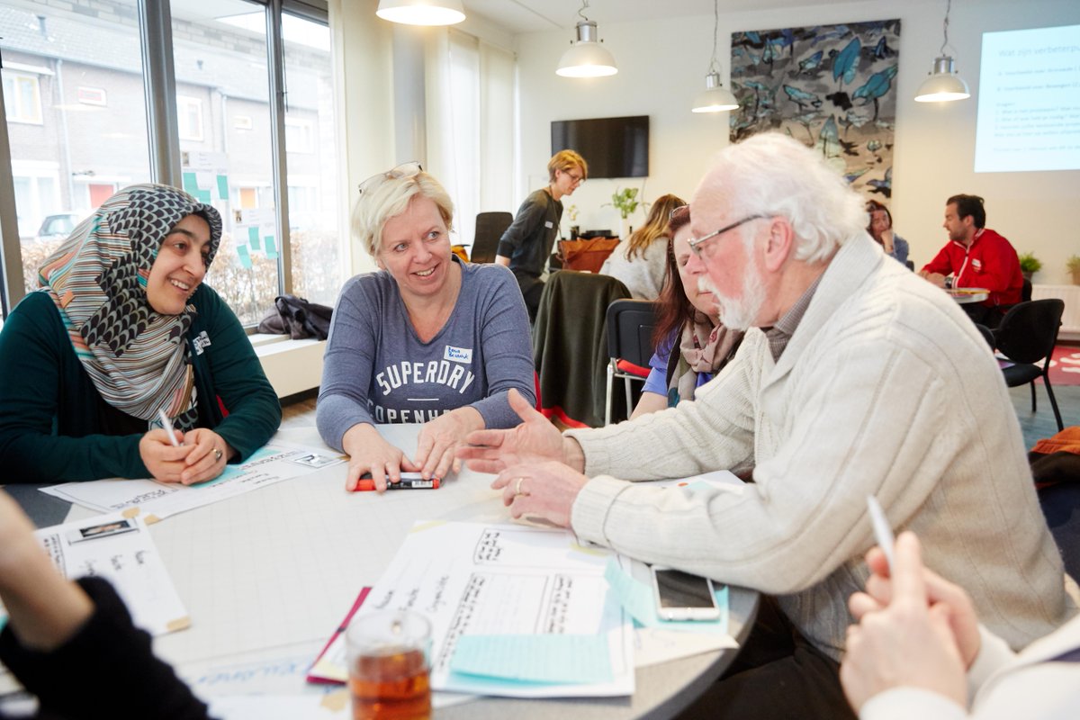 Webinar 'Hoe bereik en betrek jij #inwoners bij gezondheidsbeleid' gemist? Kijk nu terug > loketgezondleven.nl/advies-onderst…. Hoor de tips, praktische handvatten en praktijkervaringen. 

#beleidsmaker #beleidsadviseur #gemeente #GGD 

<a href="/VNGemeenten/">VNG</a> <a href="/PharosKennis/">Pharos</a> <a href="/GGDGHORNL/">GGD GHOR Nederland</a> <a href="/VSGemeenten/">VSG</a>