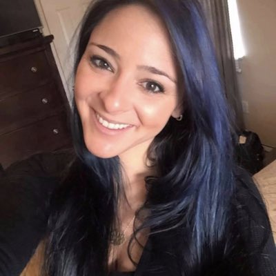 SarahDupraz's tweet photo. #NouvellePhotoDeProfil https://t.co/9PH7h6rjLX