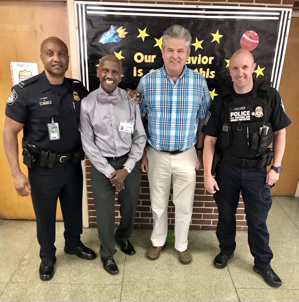 Our new Community Partners, Customs and Border Protection, stopped by to discuss how they can help Sewells Point Elementary School.
⁦@NPSchools⁩ ⁦<a href="/DrDoreatha/">Dr. Doreatha White</a>⁩