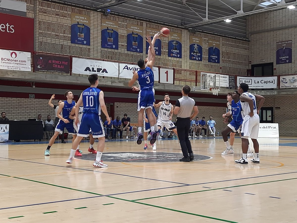 cbhospitalet's tweet photo. #LEBPlata Jornada 2
Final 1er quart
@CBPrat 19
@cbhospitalet 17
#GoHospiGo https://t.co/cY4iYkcrBx
