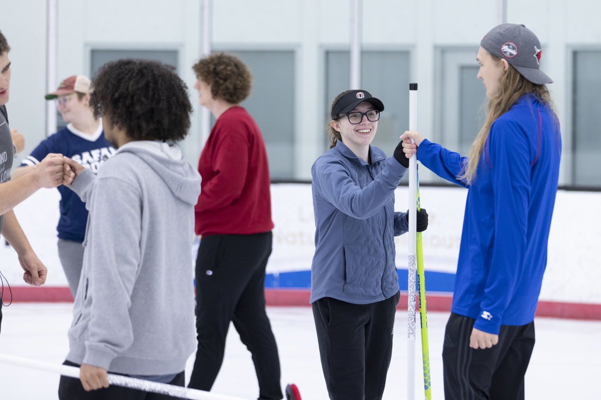 UNOCurling's tweet photo. Good curling everyone! #WearBlackGiveBack is HERE! If 25 people donate at least $5 to our page, we get a bonus $200. We need 15 more people to reach this goal!

Please support us today &amp; tomorrow until noon: https://t.co/hlnSSmnj4s
#curling #growthegame https://t.co/fV3PBaH1ir