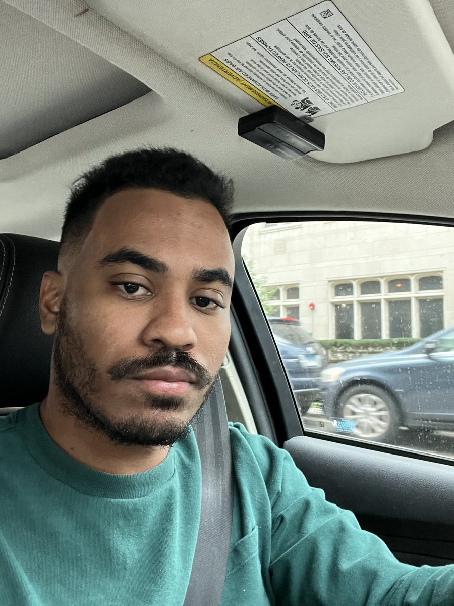 DamuffinMayn's tweet photo. New haircut. Stream ready. https://t.co/kjk7YCLHaW