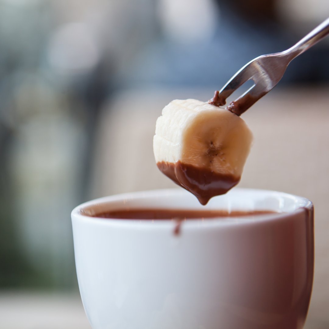 CocoTerraCo's tweet photo. Today we would like to share with you a melt-in-your-mouth chocolate fondue recipe. This is the perfect creamy chocolate treat to warm you up on those cold fall nights.
.
.
.
#fondue #ganache #bainmariechocolate #makechocolate #darkchocolate #chocolatecravings #beantobar https://t.co/SQNmWJnBDH