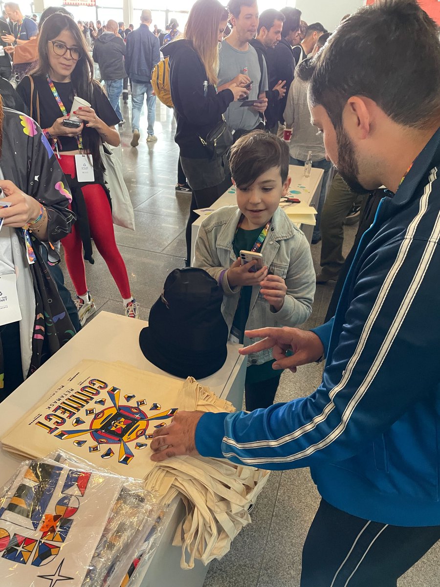 Consensys's tweet image. Getting this 🦊 pup started on his journey through the wonders of Web3 with @MetaMask at #Devcon6 🇨🇴 

It&apos;s never too early to join the skulk 🚀