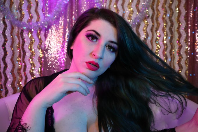 I'll keep you dripping in your cage all month long! https://t.co/TnpFfr06eA