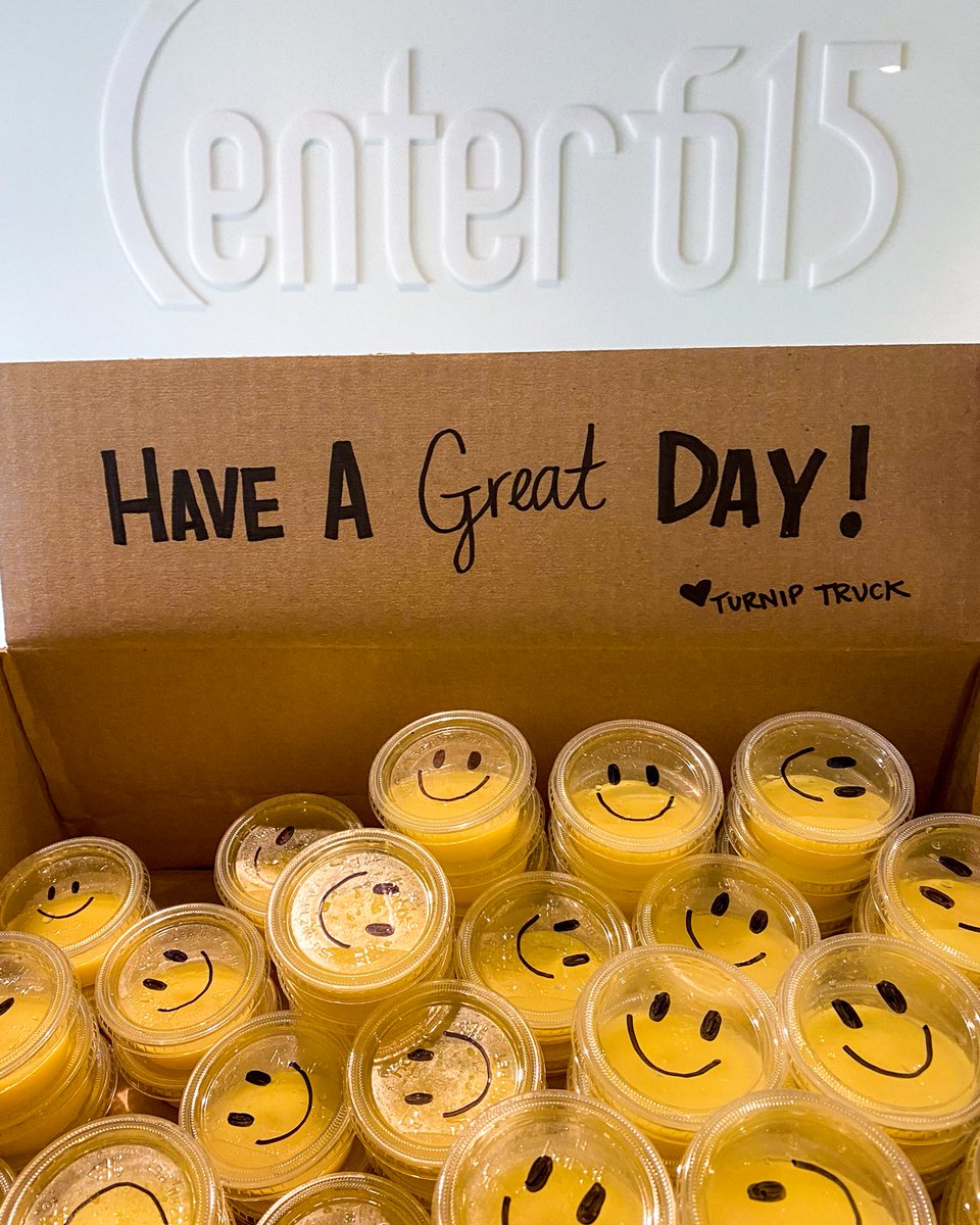 This is why we love <a href="/TurnipTruckNash/">Turnip Truck Natural Market</a> 💚

Not only do they help us through the midweek slump with ginger shots, but they do it with a smile 😊

#gingershot #workplaceperks #coworking #supportlocalbusiness