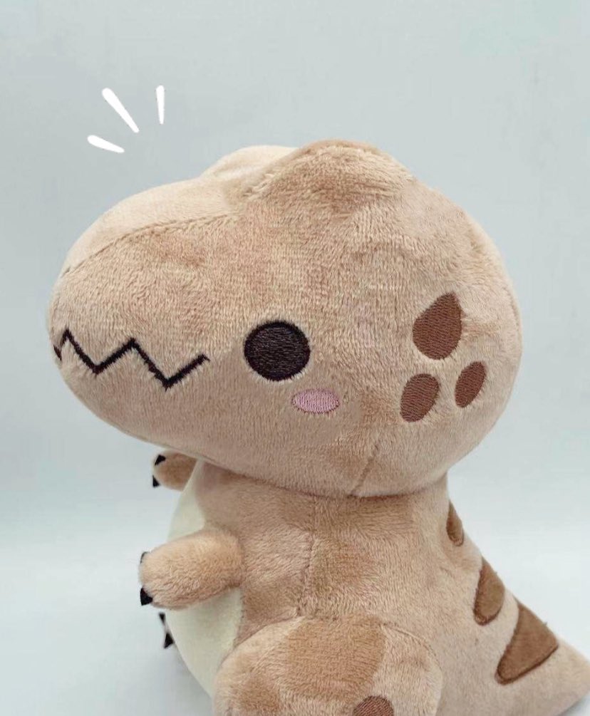 I’m working on a prehistoric pals plush line… first look of little t-rex buddy 🥺🦖