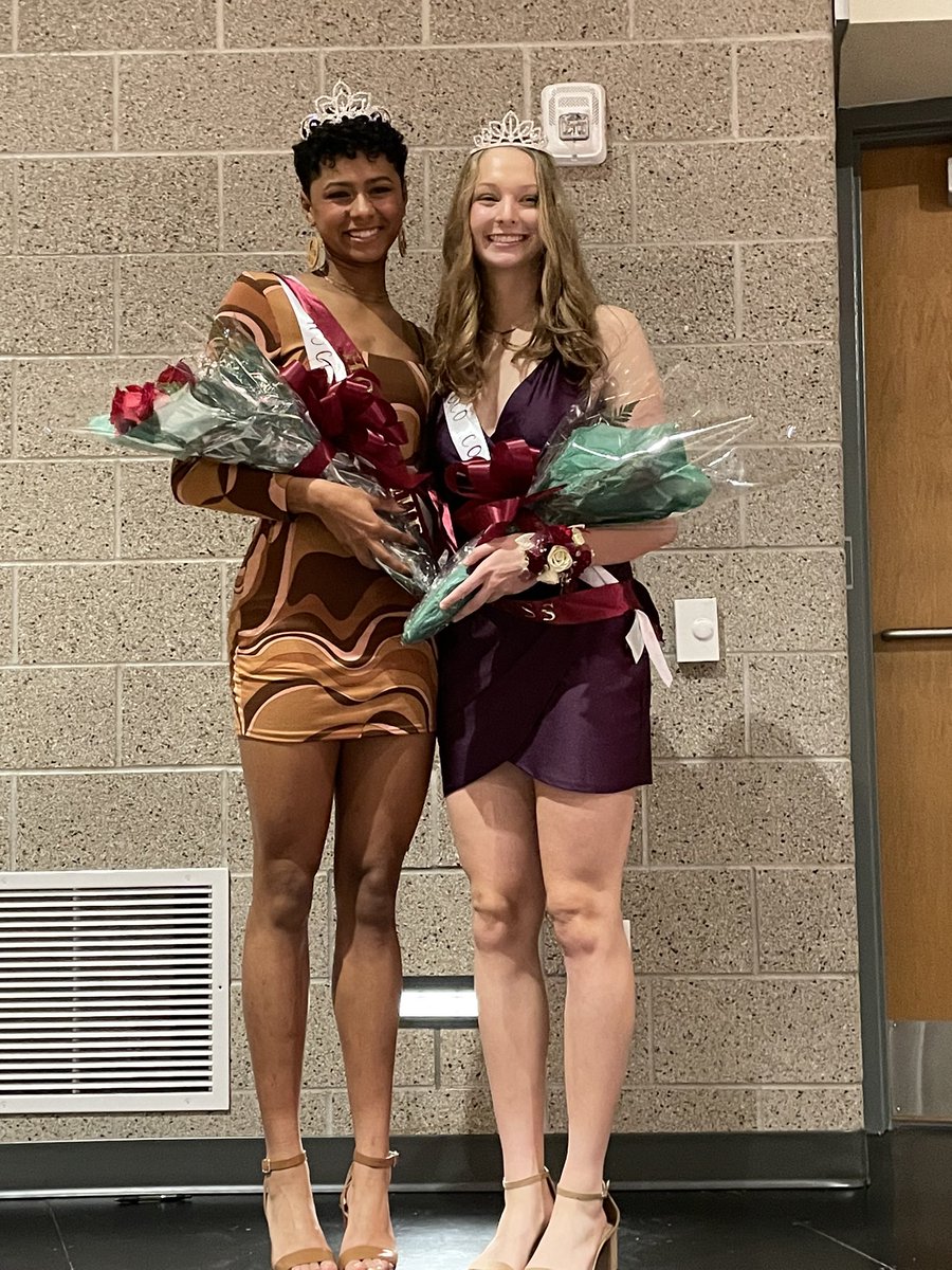 Two deserving young ladies 👑👑
So proud of them!