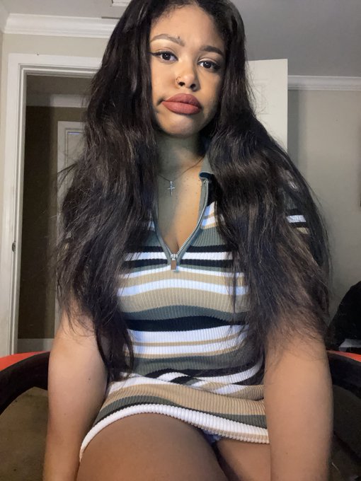 Hump day 🐫 https://t.co/pYzBQhBlKh<a href="/tag/clip"class="tags"><span>#clip</span></a><a href="/tag/bigass"class="tags"><span>#bigass</span></a><a href="/tag/iwantclips"class="tags"><span>#iwantclips</span></a>