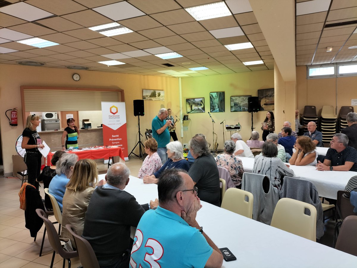 Cette après midi, dans le cadre de la #semainebleue en partenariat avec <a href="/Marguerittes/">marguerittes</a> Escal  les élus <a href="/hmutuelleceven1/">hmutuellecevennes</a> ont animé une action de #prévention #santé auprès des #séniors de la commune de Lédenon.
<a href="/SylvieCastang/">Sylvie CASTANG</a>