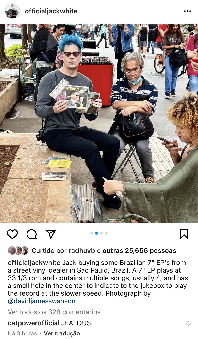 débora lopes on X: o jack white postou foto comprando vinil na paulista e  a cat power respondeu JEALOUS fofocas do mundinho indie   / X