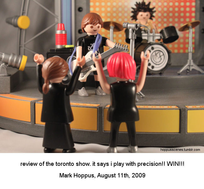 hoppusscenes's tweet photo. OK, I have my tickets for the show next summer! Though Mark has raised my expectations about how well he plays: https://t.co/Tzla6tnHby