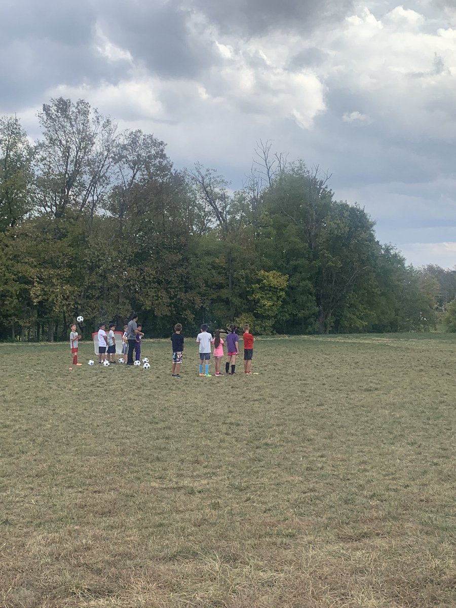 HeritageFRC's tweet photo. Thank you, @LCRLFoundation, for hosting a free soccer clinic for SCPS students with SCPS FRYSCs! #IL3 ⚽️ https://t.co/PvQDRN3Gzr