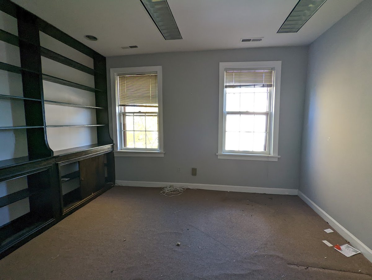 FBrenovations's tweet photo. It's time to began the demo in our newest project. Located in Old Town Alexandria, this office will be a wonderful apartment.
#renovation #remodel #demolition #housedesign #homerenovation #construction #realestate #renovationproject #dmv #oldtownalexandria #firebellyeffect https://t.co/qb6K4afiv5