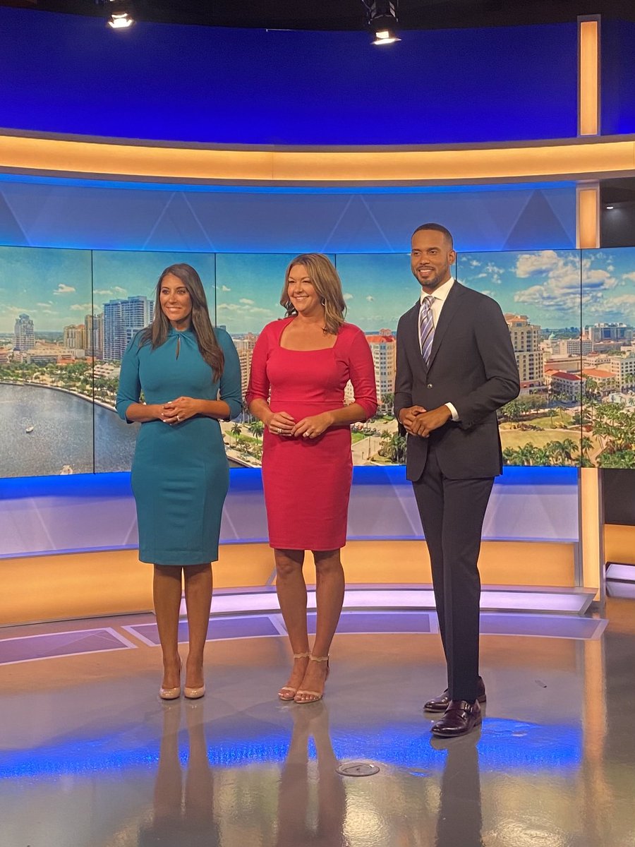 wpbf_tiffany's tweet photo. This morning team! ⁦Wow…😍 Can’t wait for Monday when @StevenGravesTV⁩ &amp; ⁦@NathalieWCVB⁩ join ⁦@wpbf_erin⁩ on ⁦@WPBF25News Mornings. #BestOfTheBest #Hearst #DontMissThem https://t.co/hyHe2o43fC