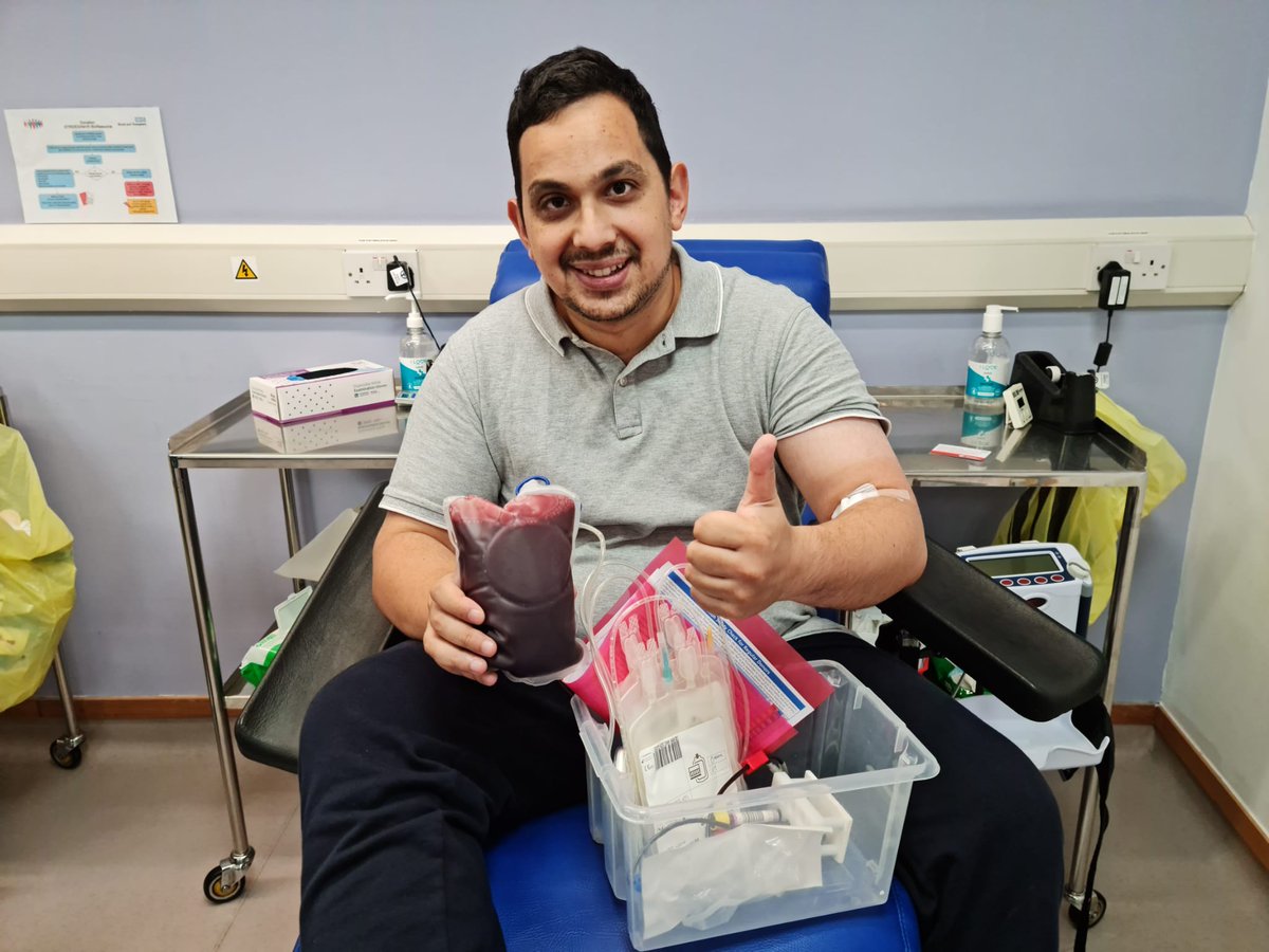 AMYA_Humanity's tweet photo. In response to the amber alert, @UKMuslimYouth launch a National Blood Drive to help tackle the current shortage. Hundreds of our Muslim youth members across the country gear up once again to help donate at their local @GiveBloodNHS centres! #AmberAlert #NHS #GiveBlood @NHSBT https://t.co/exkQXZBS8L