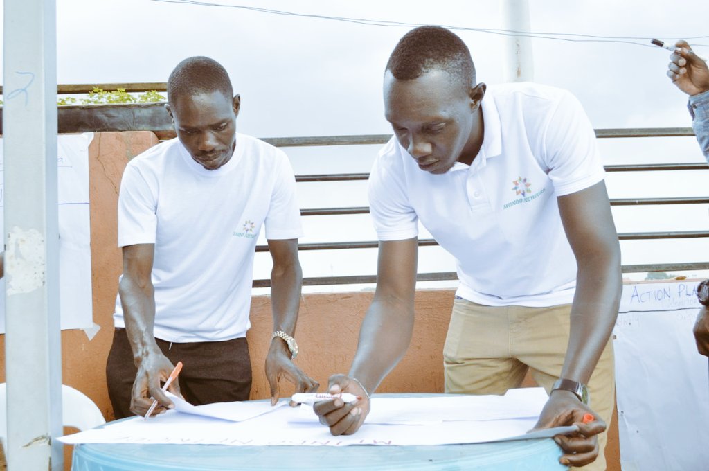 Mtindo_Network's tweet photo. Today's module on monitoring &amp; evaluation focused more on the practical understanding &amp; development of the M &amp; E document,  importance of M &amp; E, tools and how it is conducted. 
Many thanks to @networkcivil1 for this amazing practical experience.  
@CISUdk @activecitizensu https://t.co/SawbhilNFl