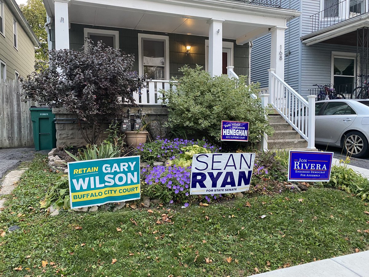Studio 168 is ready for election season. Early voting starts October 31 and Election Day is November 8th. #vote
