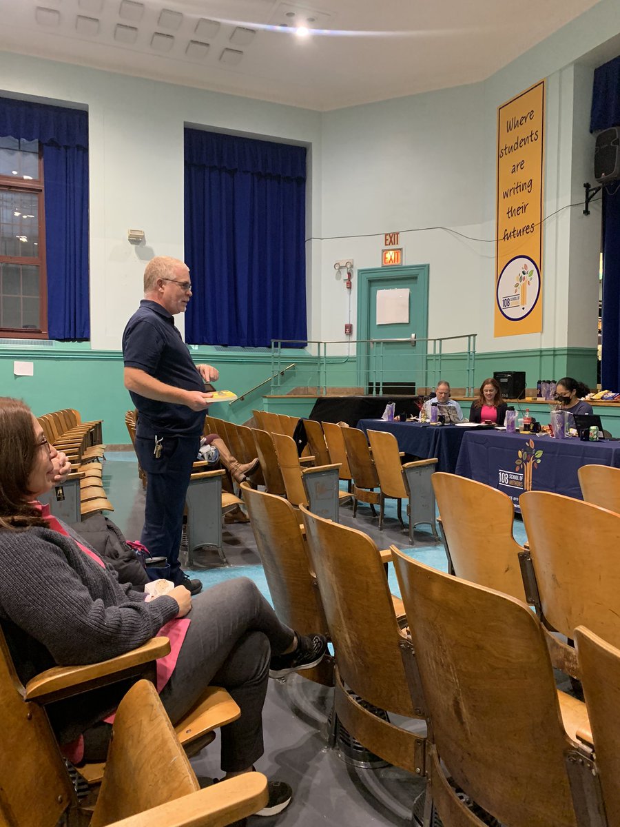 School of Authors tweet media