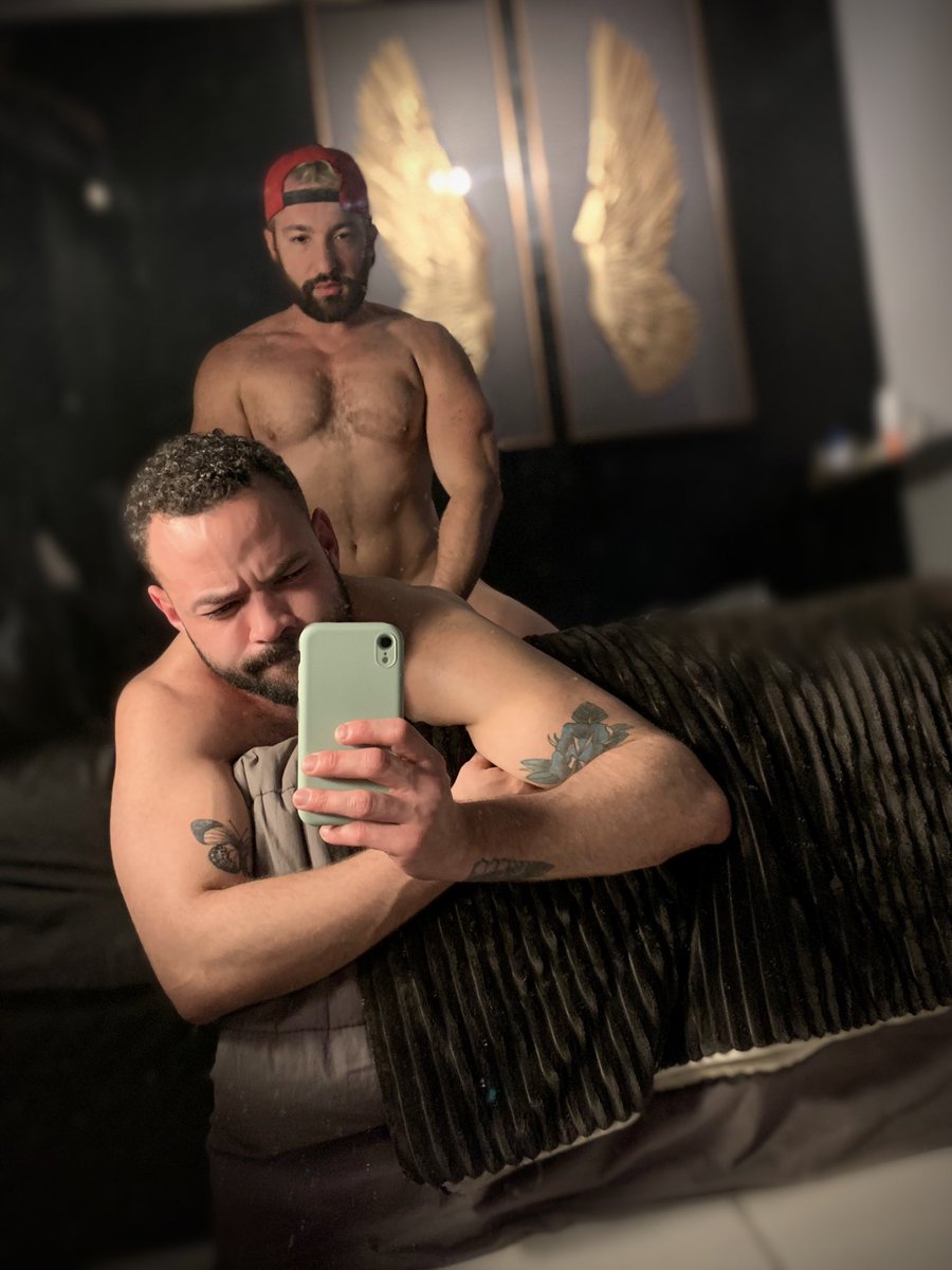 • Conexão •
    RJ x SP

😈🤭🙈😏

* solta a mão no RT pra ver uma parte do vídeo .  

#tapassada