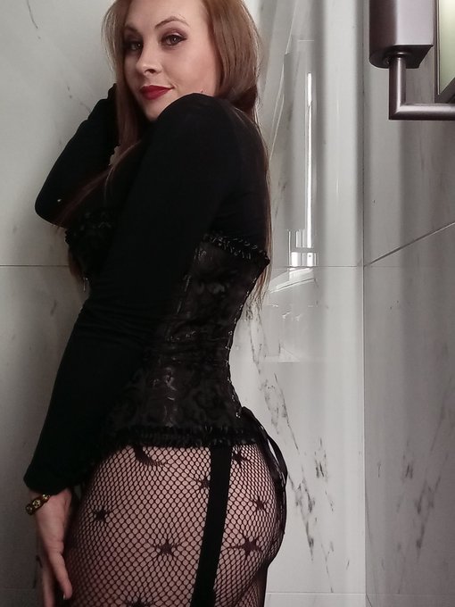 Ask me about my #onlyfansbabe #onlyfan #cumplay #BootyHallofFame https://t.co/oizDfDqwkT<a href="/tag/onlyfansbabe"class="tags">#onlyfansbabe</a><a href="/tag/onlyfan"class="tags">#onlyfan</a><a href="/tag/cumplay"class="tags">#cumplay</a><a href="/tag/bootyhalloffame"class="tags"><span>#bootyhalloffame</span></a>