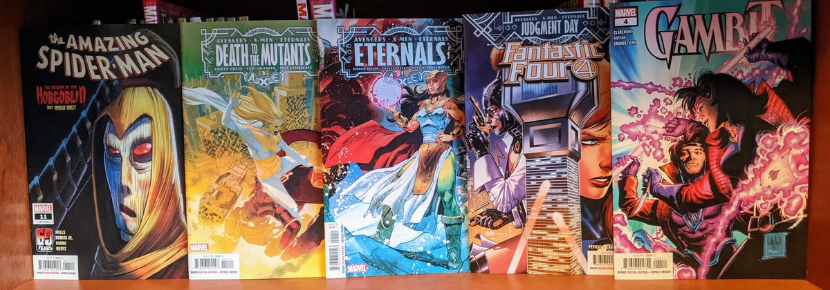 Kurtopolis's tweet photo. Happy #NCBD everyone! Been a tough week so far, but at least there's new comics! I'm looking forward to this new issue of Starhenge by @LiamRSharp. What is everybody else pumped about?! #comics https://t.co/YqE3oWg5YT