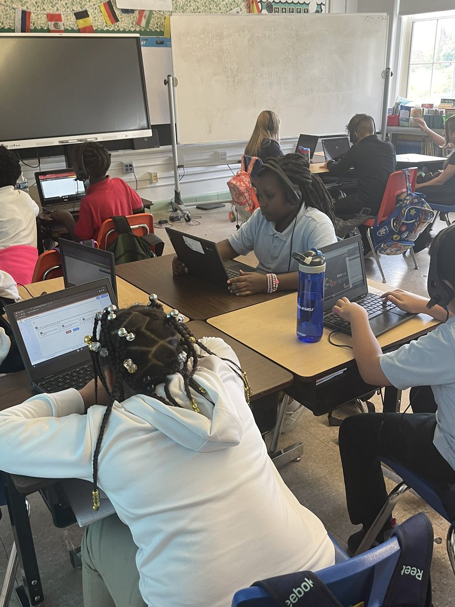 We love using FEV Tutor to differentiate learning in our classrooms for our students!!!#zone1derful #weareJCPS <a href="/FEVtutor/">FEV Tutor</a> <a href="/JCPSAsstSuptES/">Dr. LaMesa Marks-Johns</a>