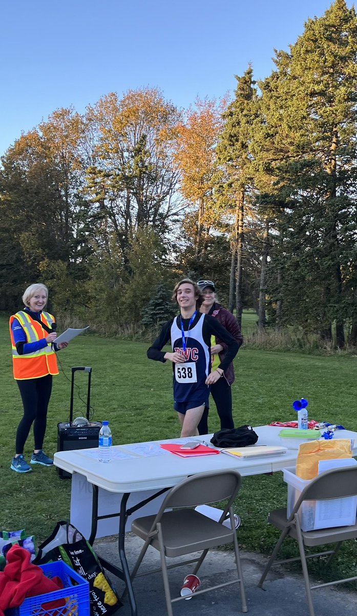 dr_r_avery's tweet photo. @pdubcav Thomas Avery takes silver at Xcountry regional championships! https://t.co/CClzmF1pnT