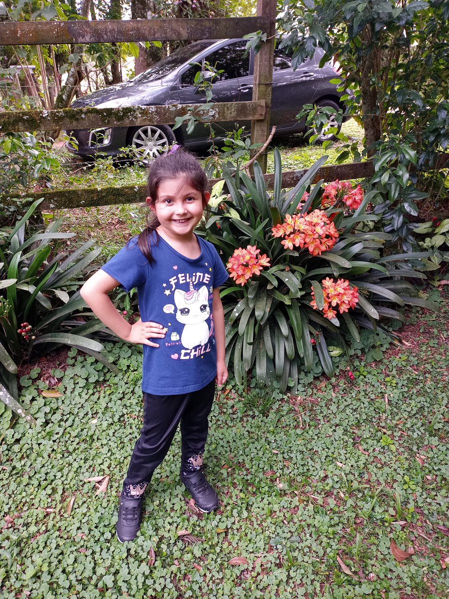 JuhFelten's tweet photo. Feliz dia das crianças pra minha princesa Sofia😍😍😍 https://t.co/a1Lo6RORG5