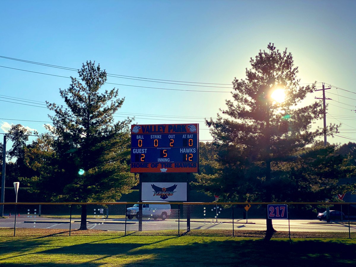 Mancuso_VPHS's tweet photo. Huge win for the Hawks with a 12-2 victory over Hermann in the district semi-finals! So proud of these ladies and excited to see them play in the district championship on Friday at 4pm! #VPPride @VPHawksAD https://t.co/gi2LugTnL7