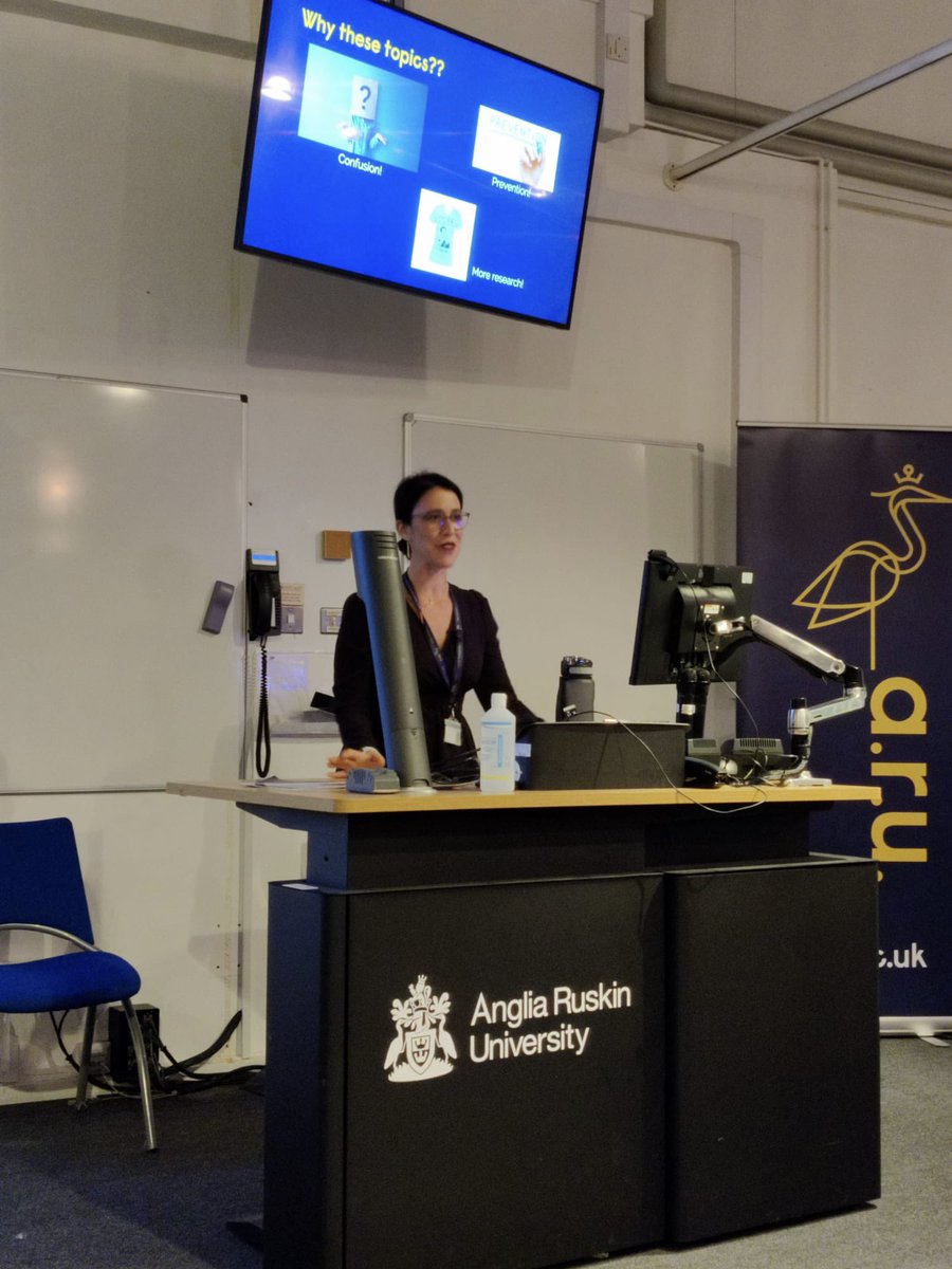 Great night <a href="/AngliaRuskinUni/">AngliaRuskinUni</a> discussing how our research can help to build #safe and #inclusive #communities during the #ChelmsfordScienceFestival. @PIERatARU