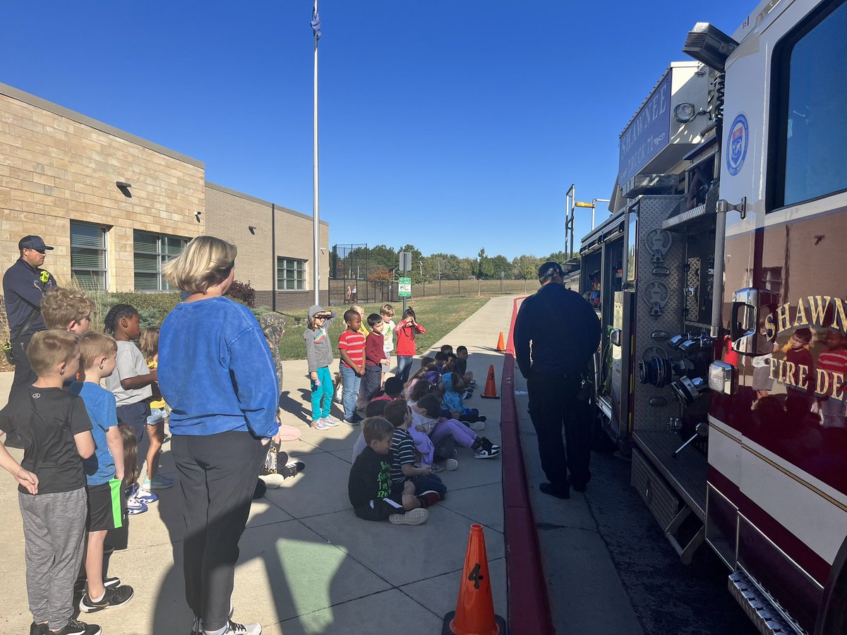 Nunzia Hoog tweet media