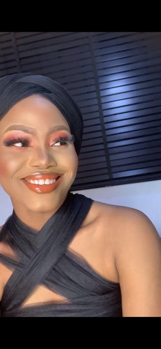 wealthy_nat's tweet photo. Verification 🤍 screenshots from video 😊👏

My profession my pride 💅😍
WE DEY FOR BEAUTY
#ASUUstrike
#AsuuStrikeUpdate
MUMMY REBELLZ
#BellaOnceSaid https://t.co/VdSD8gI9YW