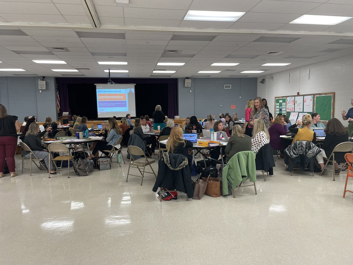 Elementary Literacy Teachers learn SIPPS from our amazing trainers! <a href="/AacpSeril/">AACPSeril</a> <a href="/AACountySchools/">AACPS</a> <a href="/AshleyWKohn/">Ashley</a> #aacpsawesome