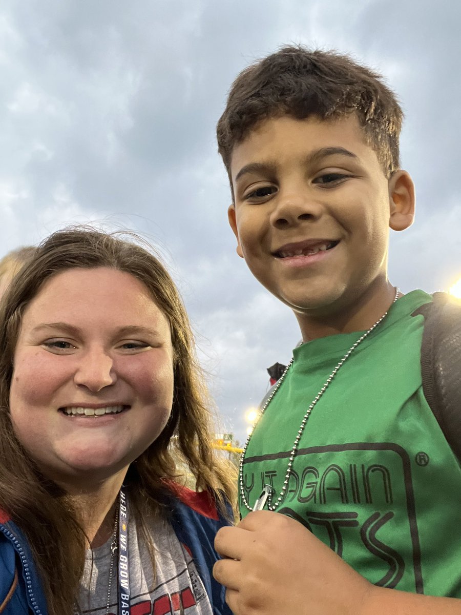 Mrs. Shuey tweet media