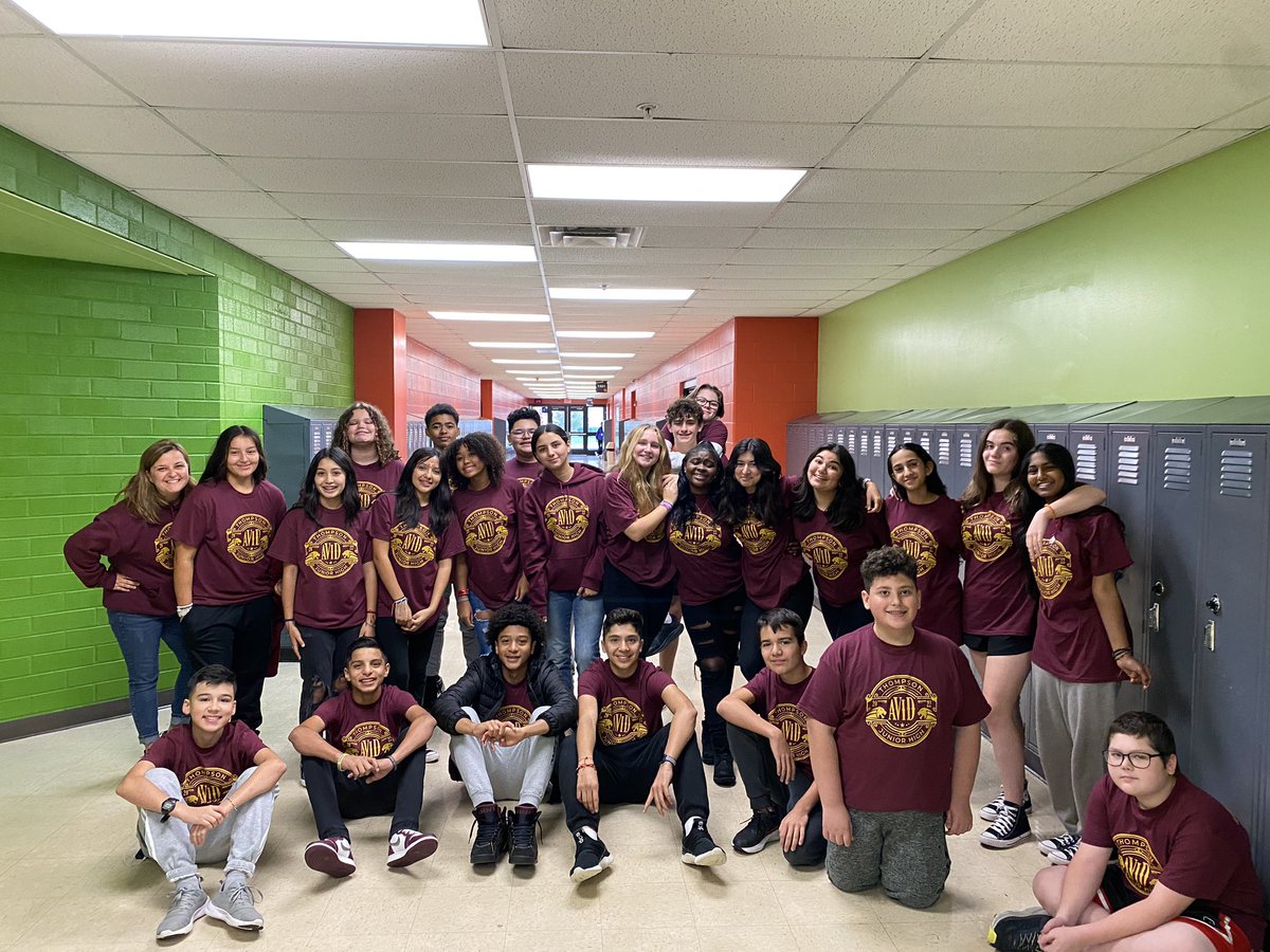 AVID Class of 2027!! <a href="/thompson308/">Thompson Jr. High</a> <a href="/OHSpanthersAVID/">Oswego HS AVID</a> <a href="/AVIDMWStates/">AVID Heartland</a>