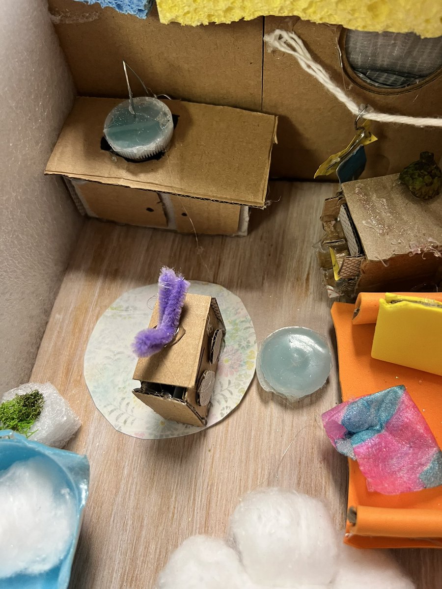 Check out these British WW2 air raid shelters during “the Blitz” made by Ss in Mrs. Jurnack’s class. Students will test for safety using eggs as people and water balloons for bombs. <a href="/Jurnack1/">Anna Jurnack</a> <a href="/MRESCougars/">Mountain Road Elem</a> <a href="/mrespta/">Mountain Road ES PTA</a> <a href="/CherokeeSchools/">Cherokee Co. Schools</a> <a href="/dailystem/">dailySTEM Chris Woods</a> <a href="/DiscoveryEd/">Discovery Education</a>