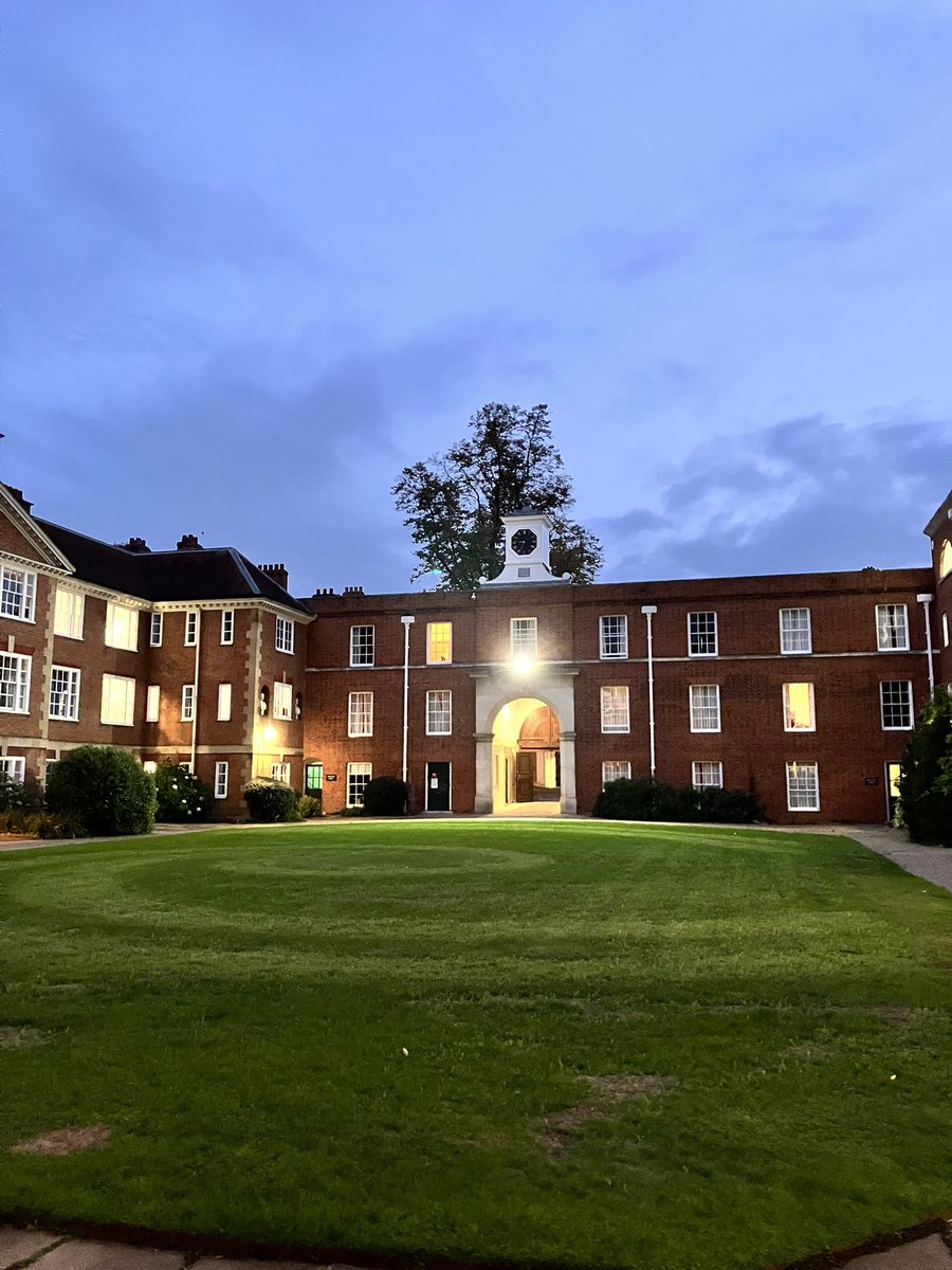 Matías Mattamala @mmattamala.bsky.social tweet media