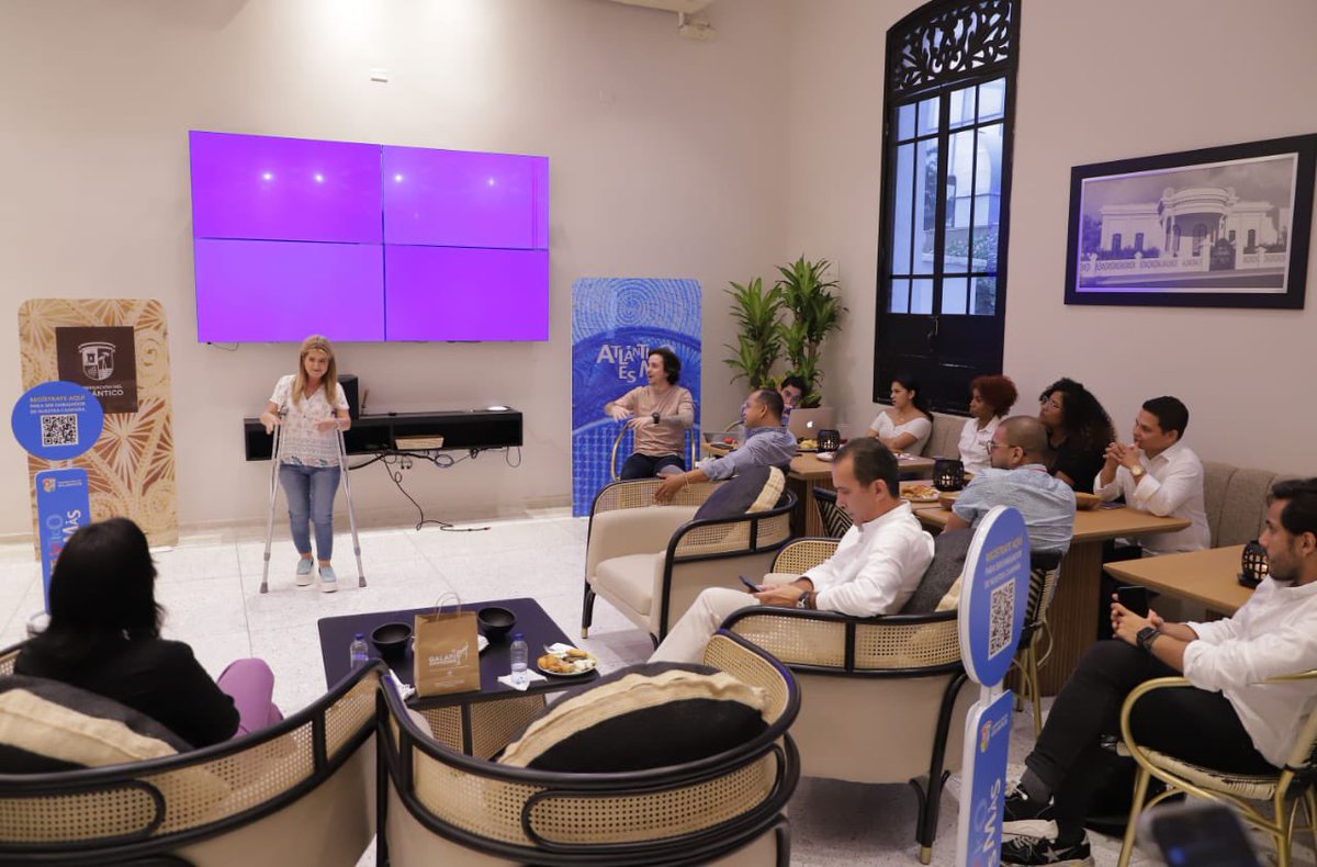 elsanoguerabaq's tweet photo. Presentamos nuestra campaña de promoción turística del departamento a más de 30 aliados estratégicos y medios de comunicación, que invitamos a ser embajadores de lo bueno que tenemos como destino y les dimos a conocer las guías turísticas y la página web https://t.co/1rpQsmrVbC https://t.co/nTlUD5lmWW