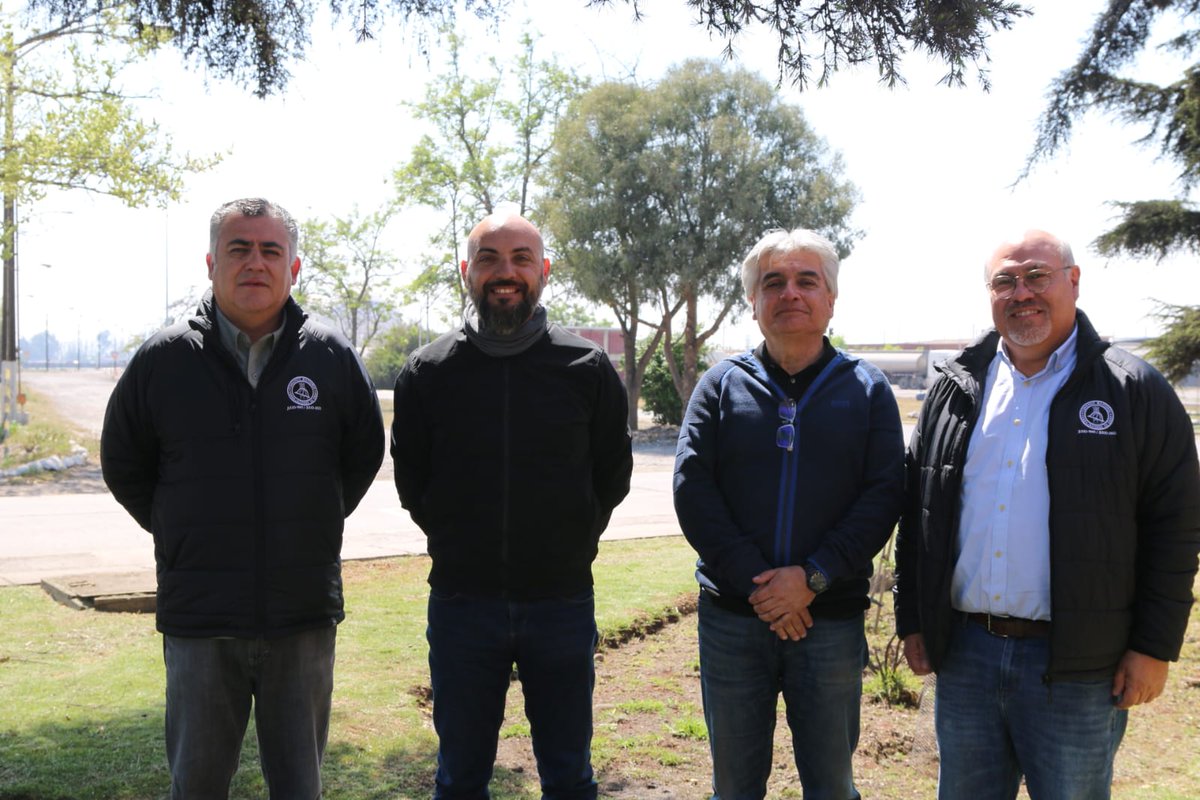 Dirigentes del DAO recibieron a Directiva <a href="/Fenatrapech_/">Fenatrapech</a>  en Maipú, quienes realizaron una detallada presentación sobre la planta y sus trabajadores/as, además de analizar in situ el estado de las dependencias, a propósito de informaciones circuladas en algunos medios