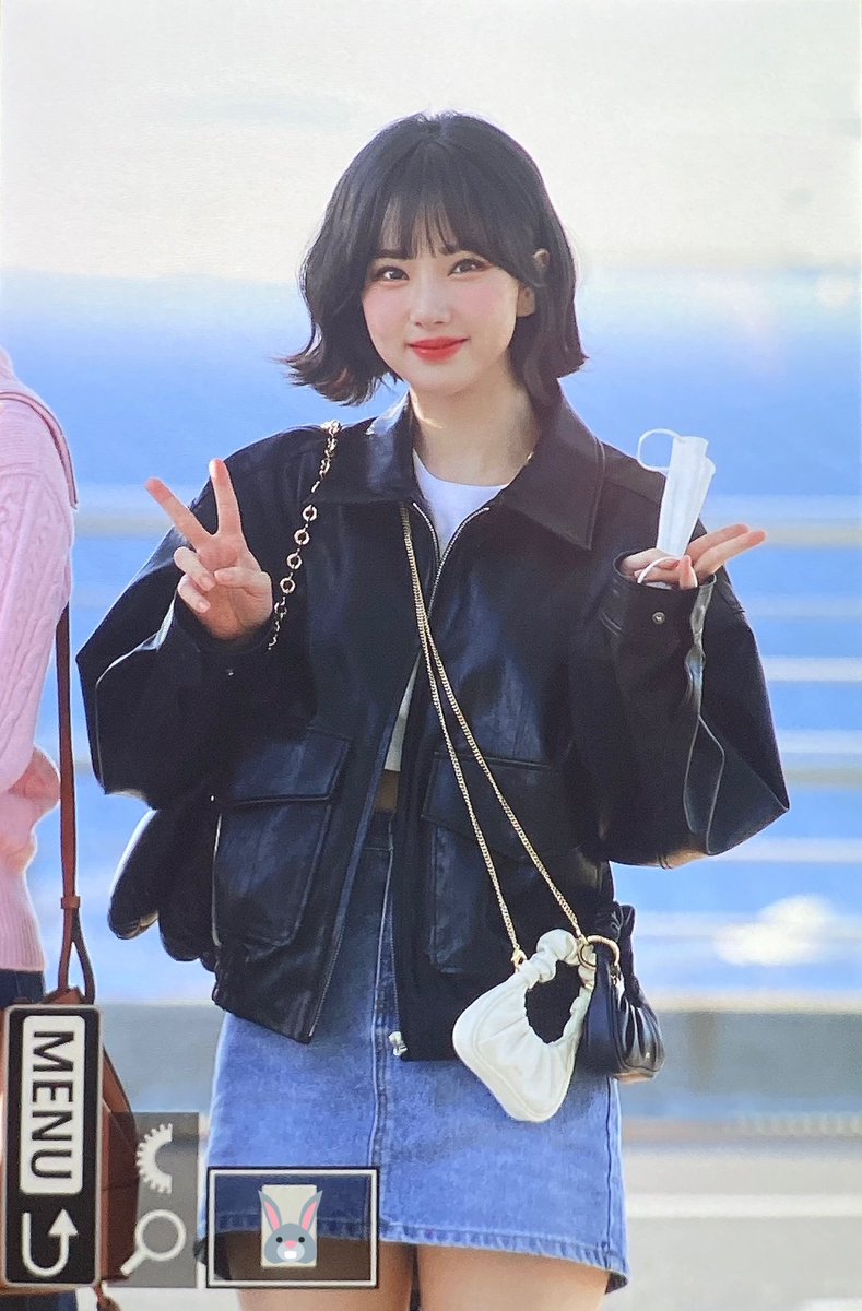 Pure530's tweet photo. 221013 프리뷰✈️🇯🇵

#비비지 #은하 #VIVIZ #EUNHA #ウナ@VIVIZ_official https://t.co/6sZimPDsao