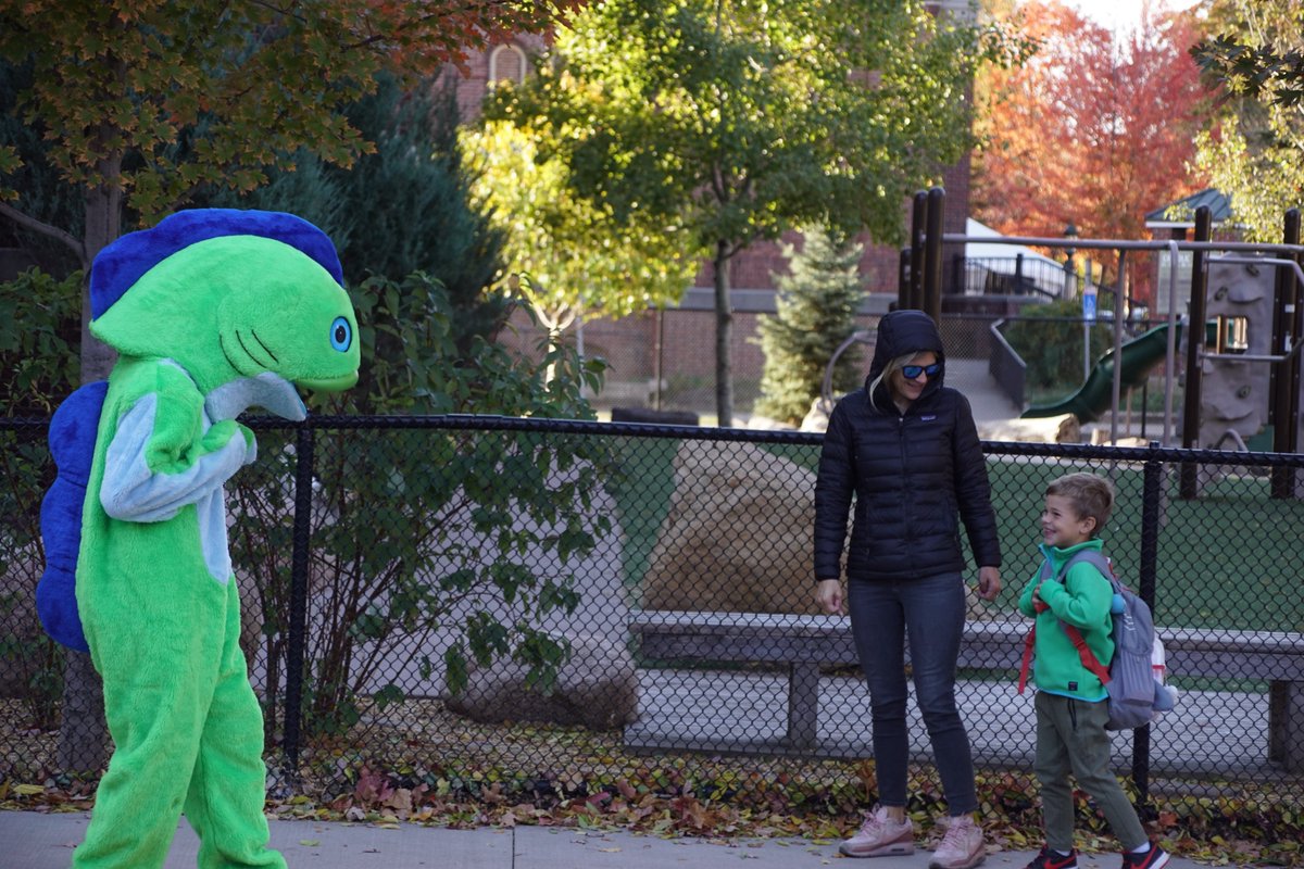 LakeCountryMN's tweet photo. Our community had such a great time participating in the National Bike/Roll/Walk To School Day at LCS today! Check out the energy this morning. So much fun and laughter, and even a special visit from Wander the Walleye! https://t.co/YgZ8QenHDQ