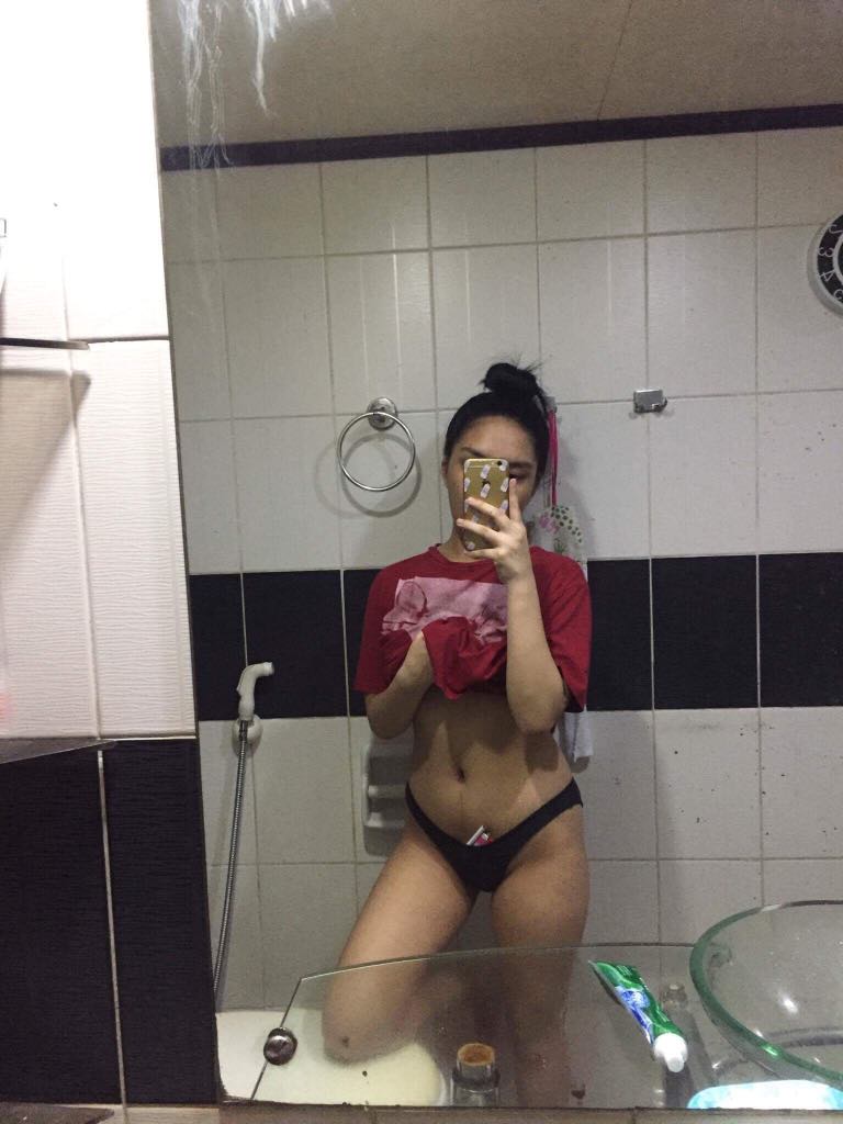 Yanna0420's tweet photo. erm 

#alterpinay #alterph #sellingcontent https://t.co/Q5CnhxTLxt