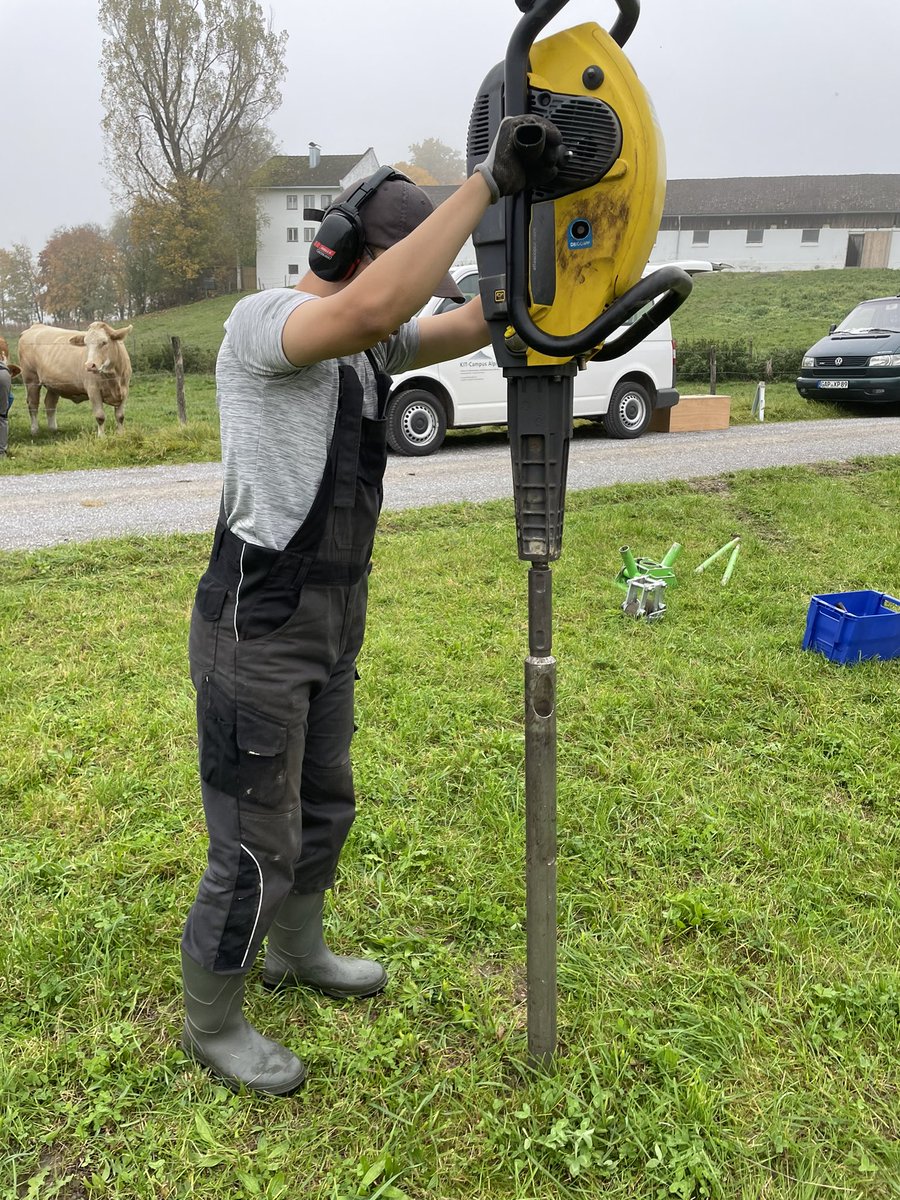NaoyaTakedaAU's tweet image. Volunteered #soil sampling in intensive vs extensive #grazing at Nantesbuch for the #susalps project run by @KITKarlsruhe &amp;amp; @tumsoil 

#sustainable #agri #soilscience