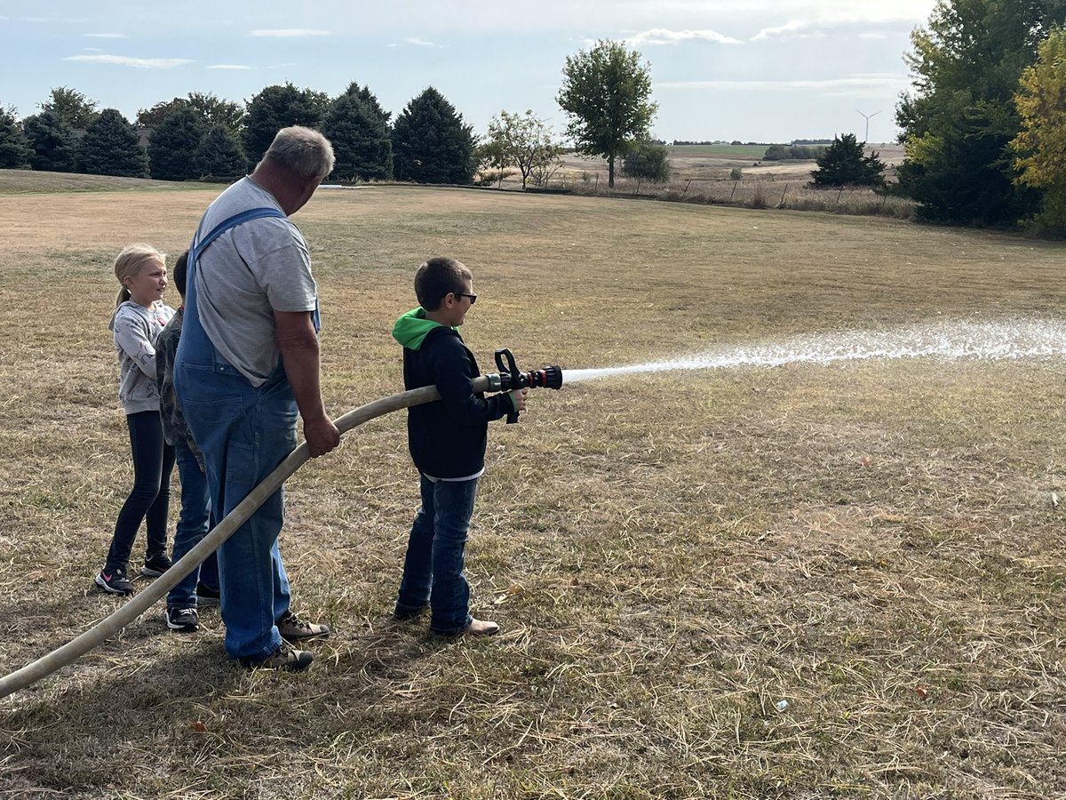 NLonowski's tweet photo. It’s always a fun time when the fire department comes to show us their equipment and give us a ride! #bhleads https://t.co/Wlnql6HGot