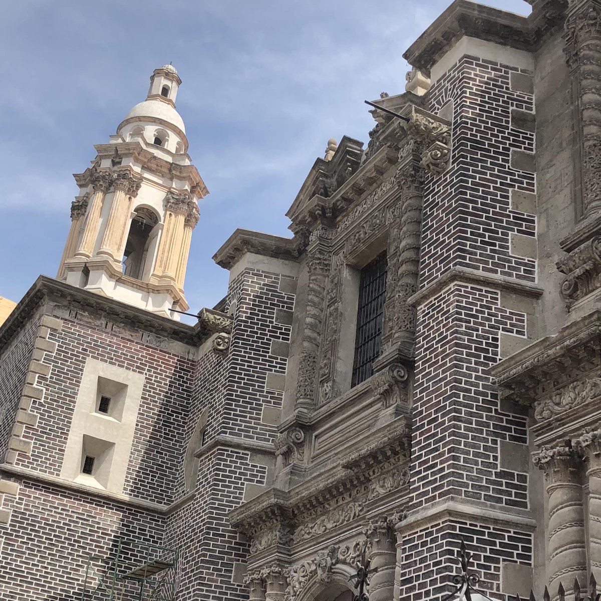 exteresa's tweet photo. Atento aviso, les informamos que el día de hoy Ex Teresa Arte Actual permanece cerrado.
Informaremos de su reapertura en nuestras redes sociales.
#extaa @redmuseosINBAL @bellasartesinba https://t.co/CG7BOIytHK